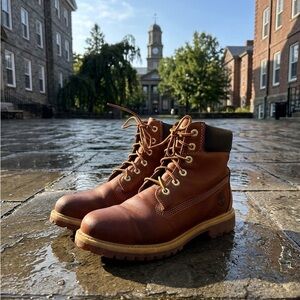 Custom Oiled Waterproof Timberland Boots - Women’s 7.5W